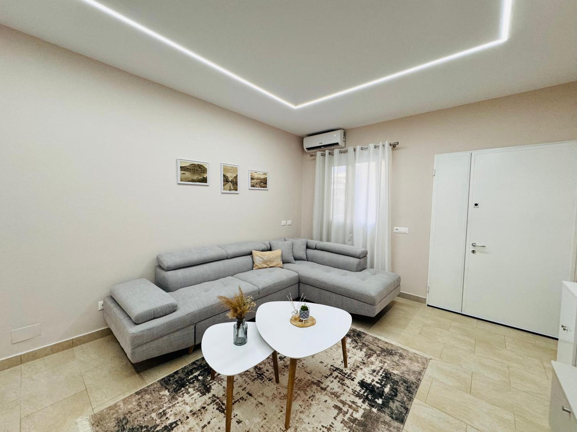 Edi Apartament Center Shkoder Exterior photo